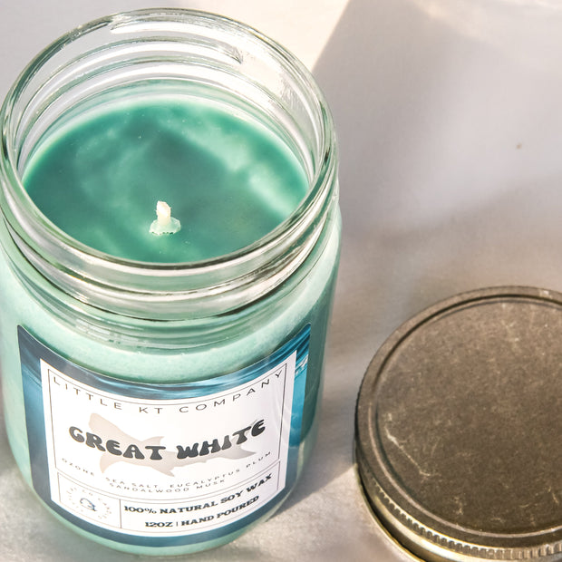 Great White Candle – Ocean Breeze & Sandalwood