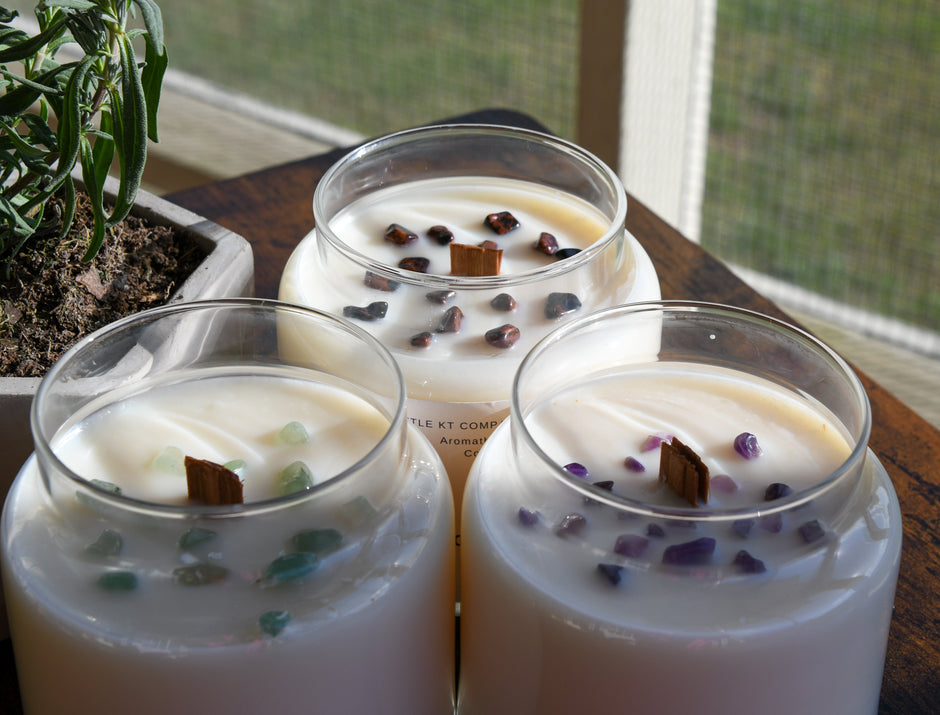Palo Santo & Sandalwood Wood Wick Candle – Luxury Aromatherapy