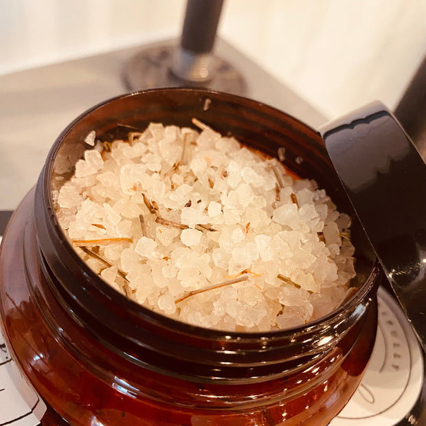 Onic Brands Balsam Fir Salt Scrub