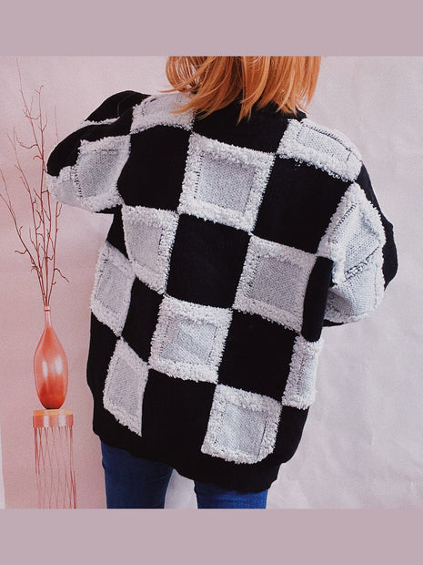 Checkered Round Neck Long Sleeve Sweater