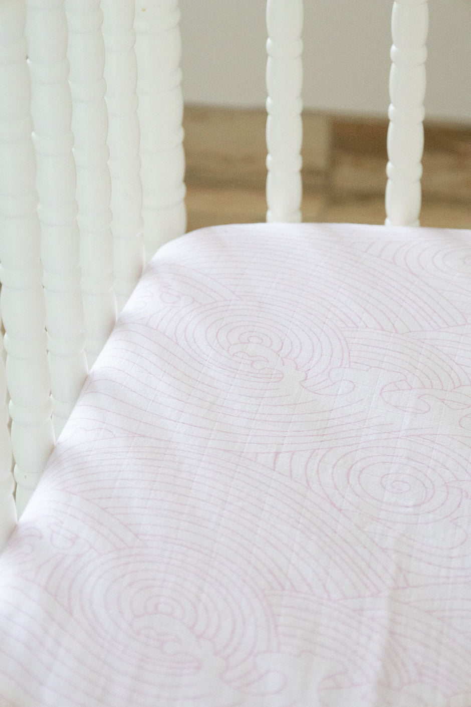 Organic Bamboo Cotton Blend Standard Crib Sheet in Pink Crashing Sea Waves