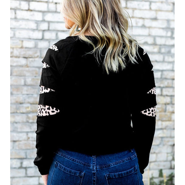 Women Graphic Leopard Patch Sweatshirt