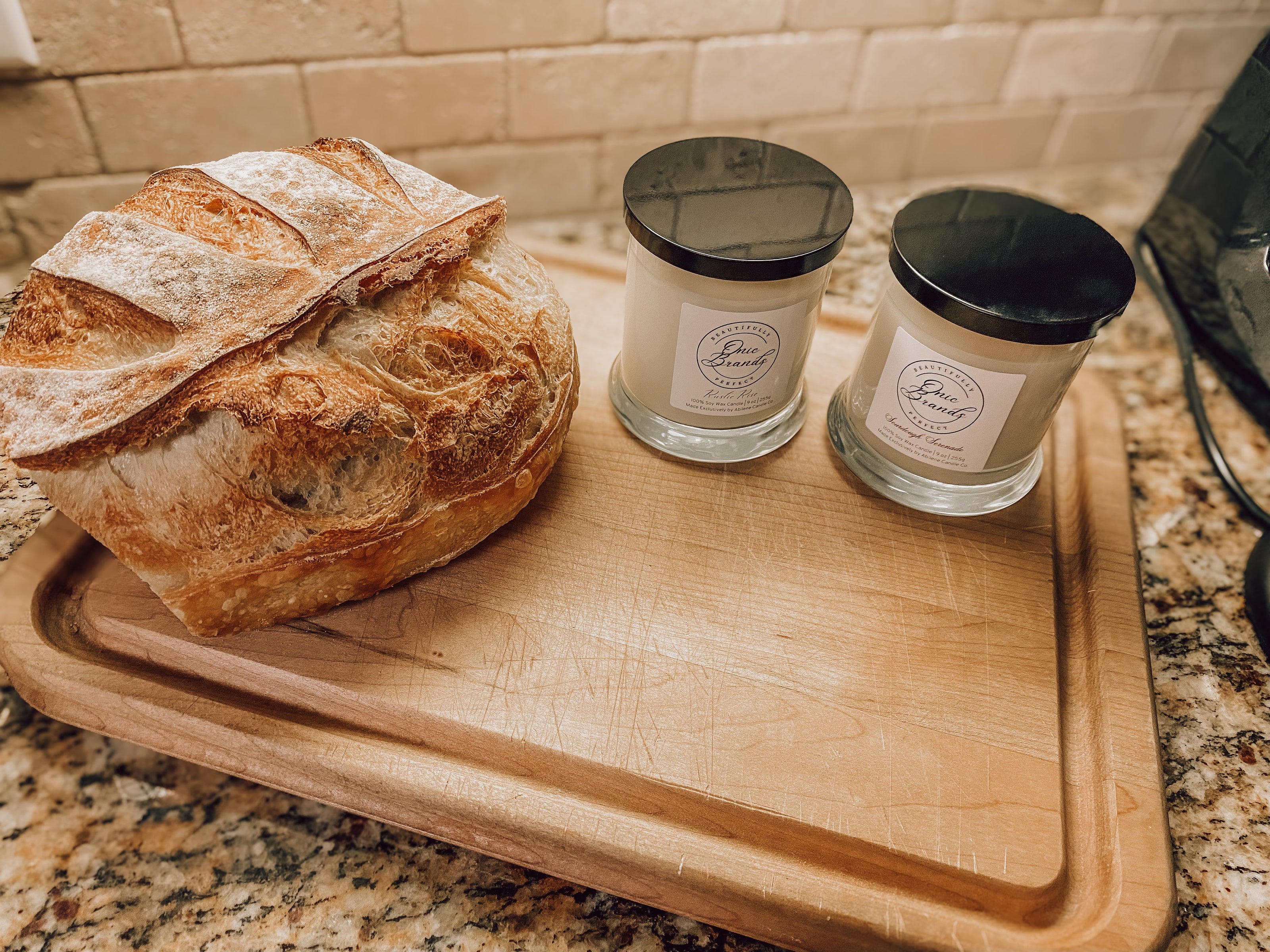 Onic Brands 'Rustic Rise' Candle