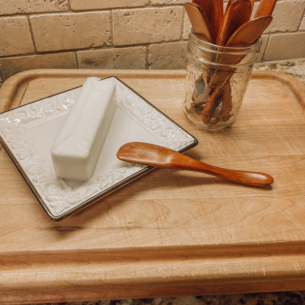 Onic Brands Wooden Butter Knife