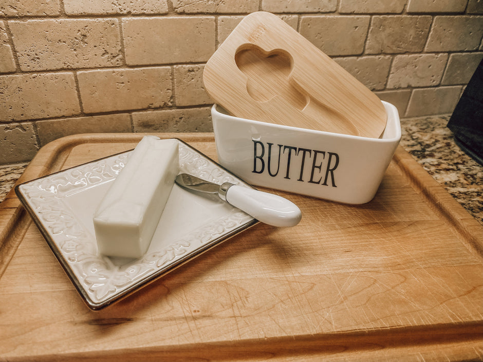 Onic Brands Butter Dish with Matching Knife