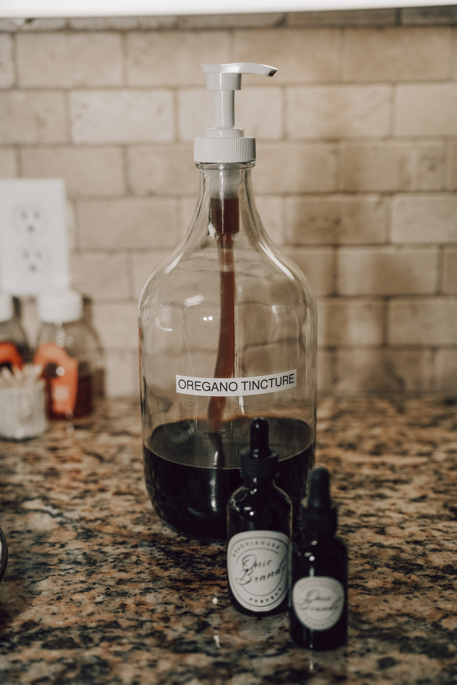 Onic Brands Elemental Oregano Tincture