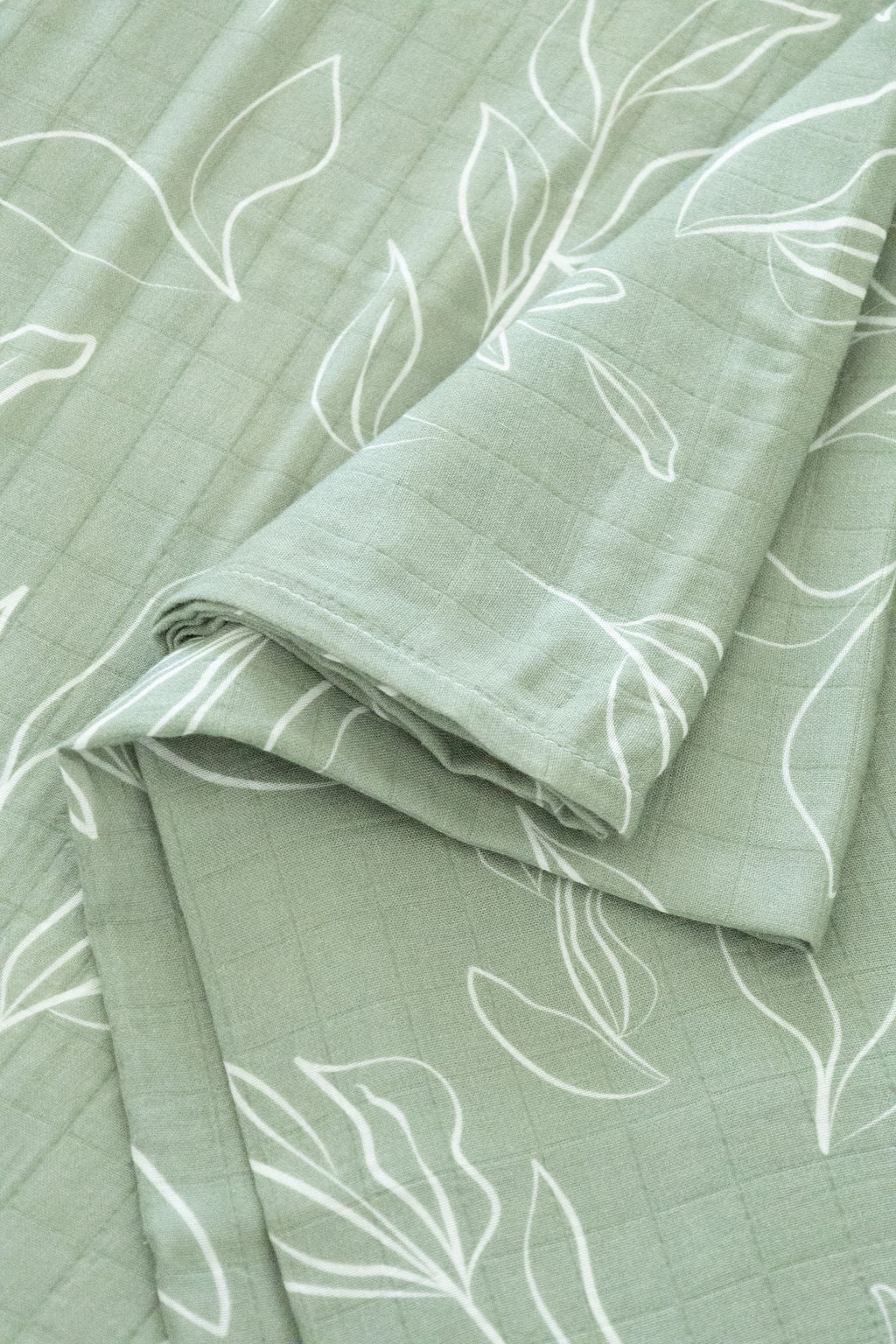 Organic Bamboo Cotton Blend Crib Sheet in Natural Oasis Willow