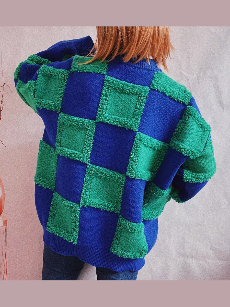 Checkered Round Neck Long Sleeve Sweater