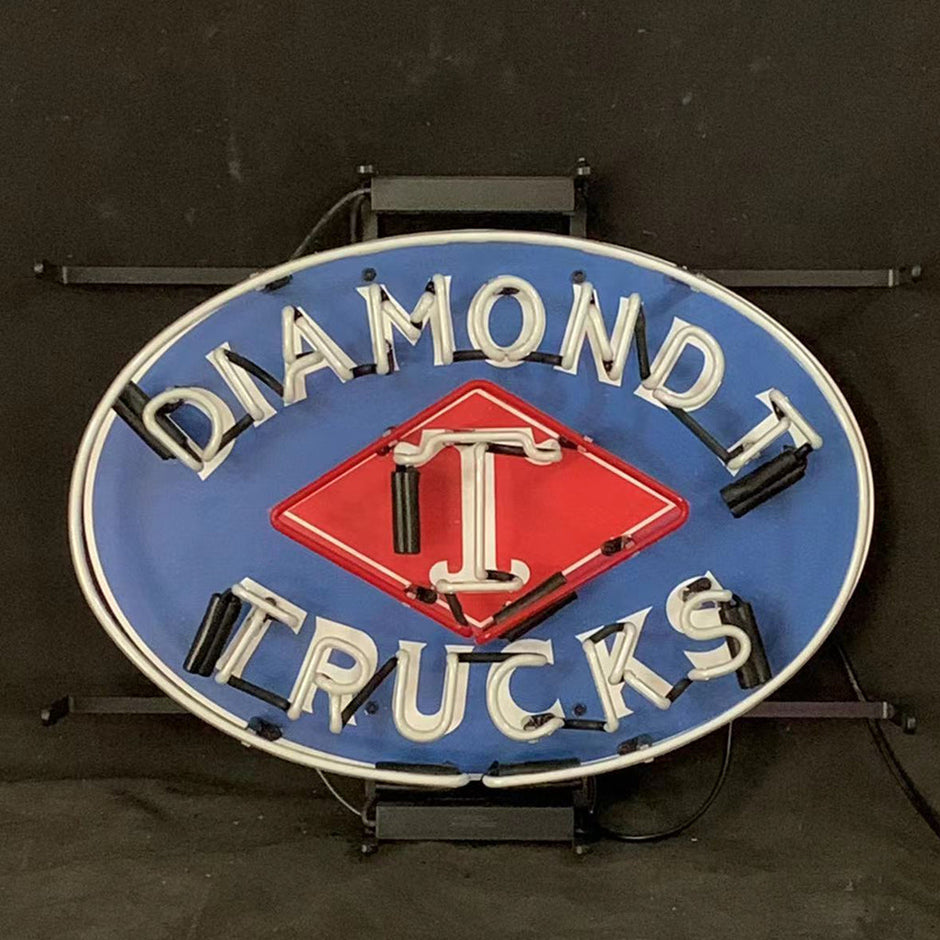 Diamond T Trucks Car Neon Signs Light